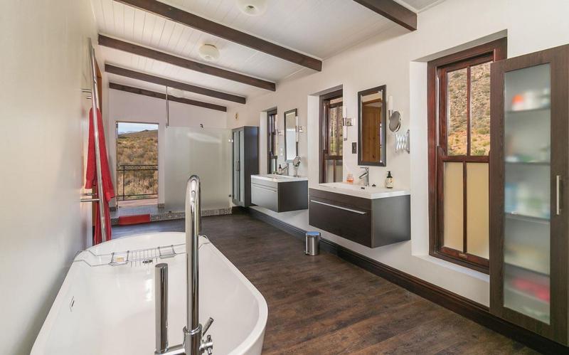 7 Bedroom Property for Sale in Robertson Western Cape